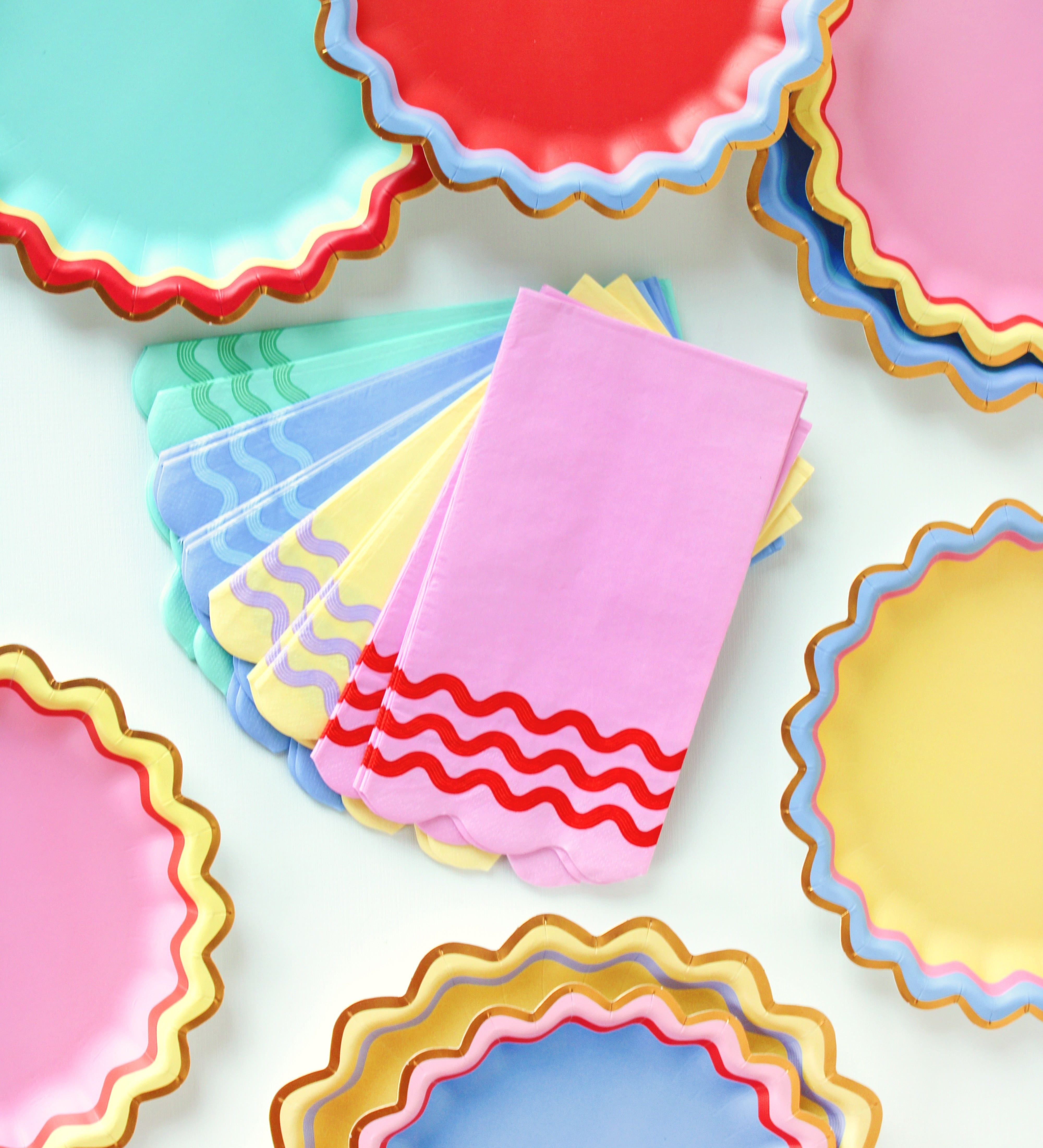 Ric Rac Rainbow Guest Napkins (16 ct)