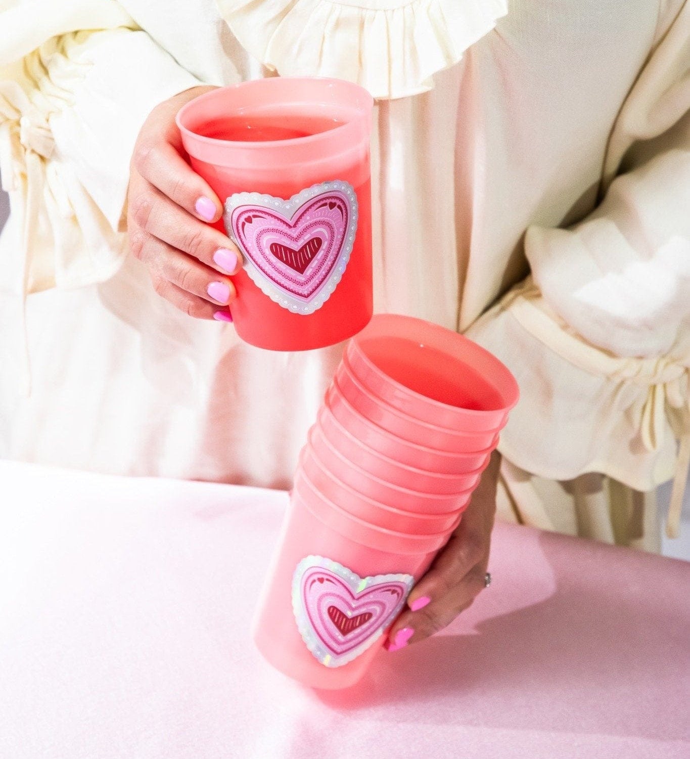 Color Changing Heart Cups (8 count)