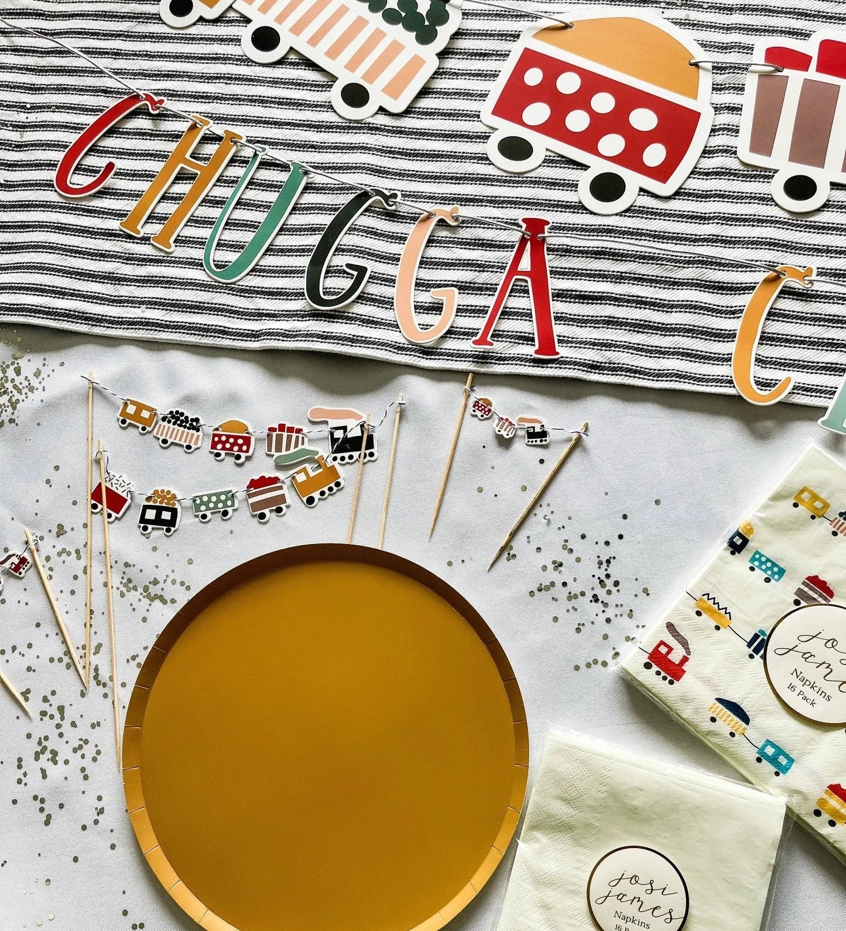 Gold Matte Paper Party Plate (8pcs)