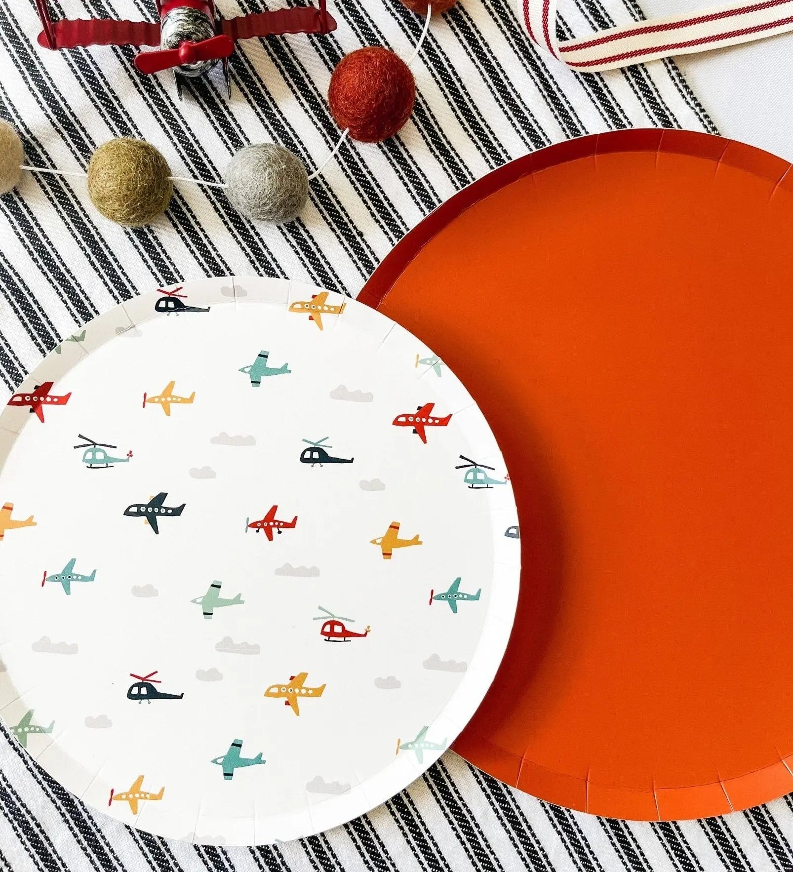 Orange Paper Party Plate (8pcs)